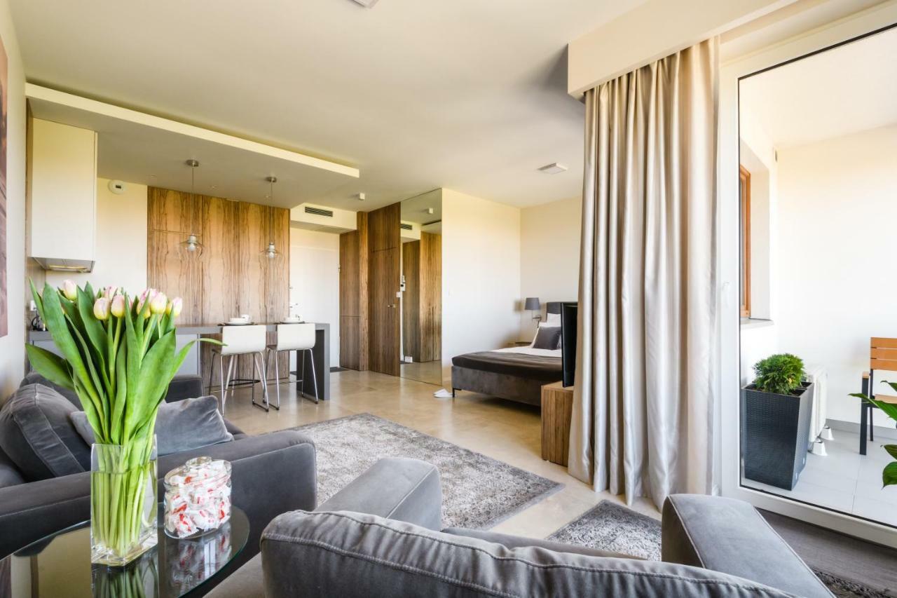 Luxlux Apartments Afara وارسو المظهر الخارجي الصورة